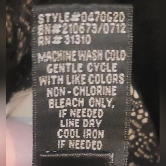 🏷3/$15🏷 AGB Long Sleeve Layered Black Lace Top - Size XL - Picture 6 of 6